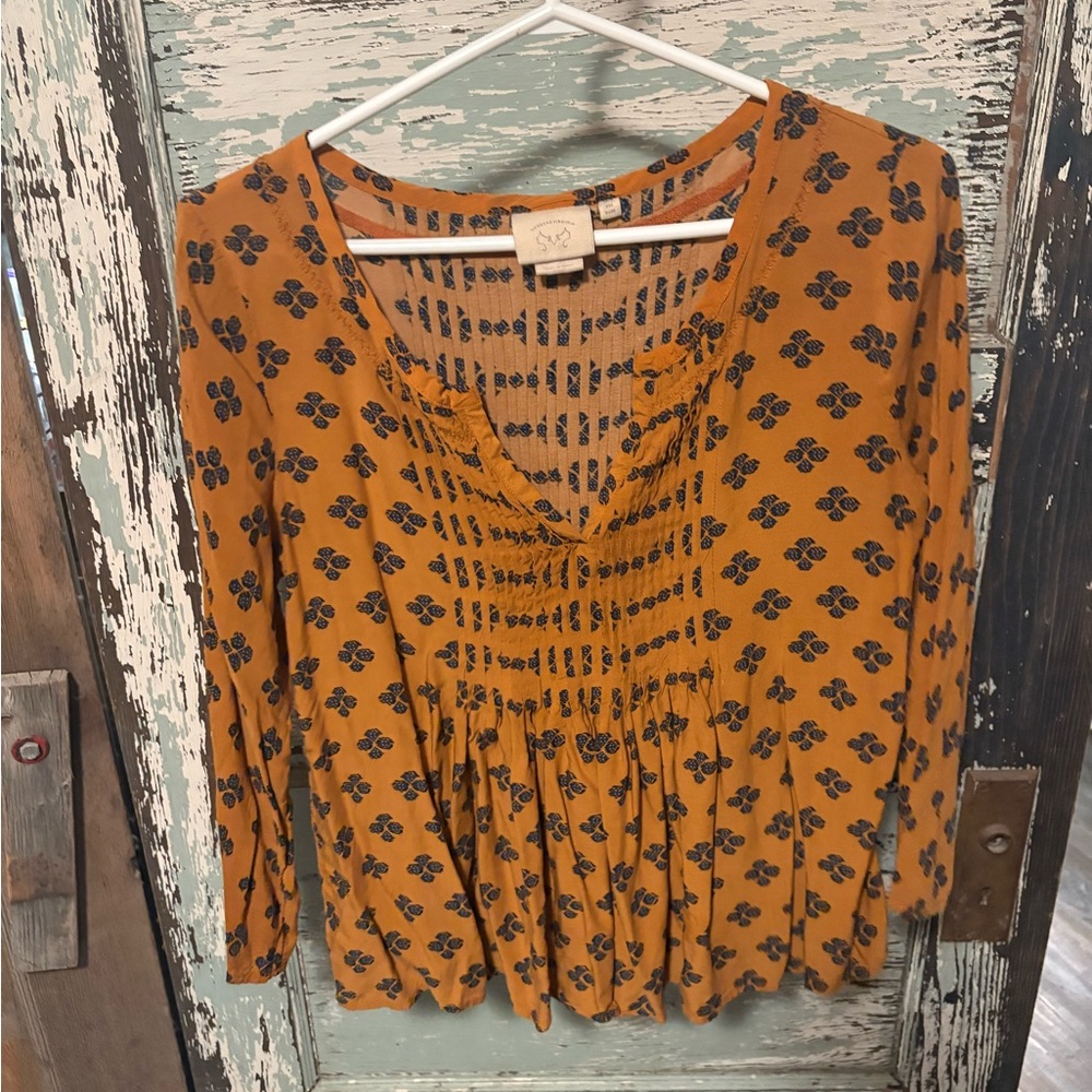 Vanessa Virginia Women's Floral Mustard Top